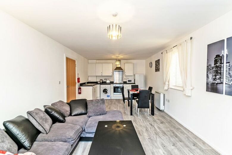 Racecourse Serviced Apartments