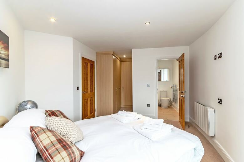 Racecourse Serviced Apartments