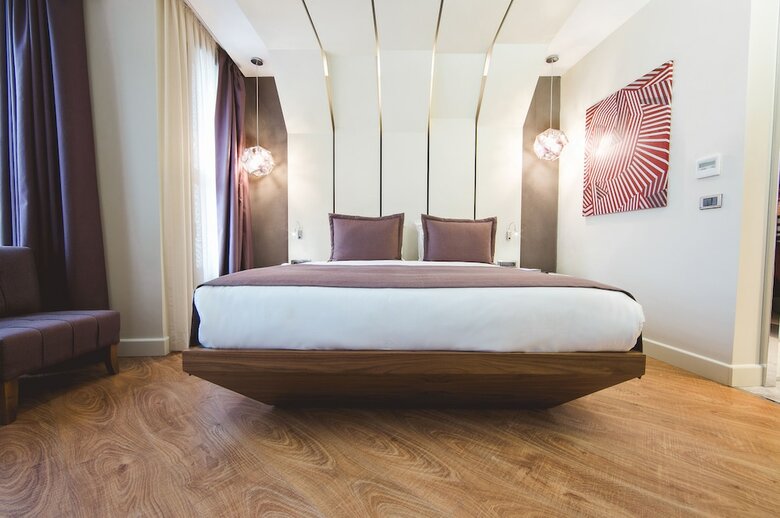 Maroon Hotel Pera