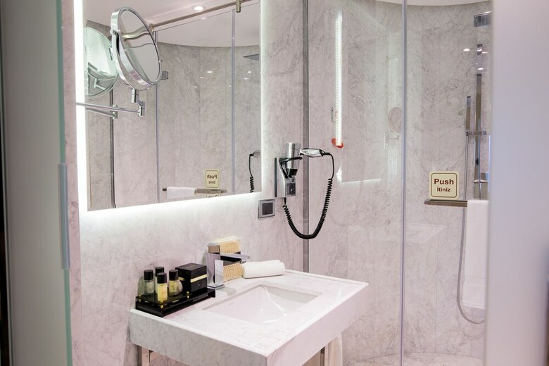 Maroon Hotel Pera