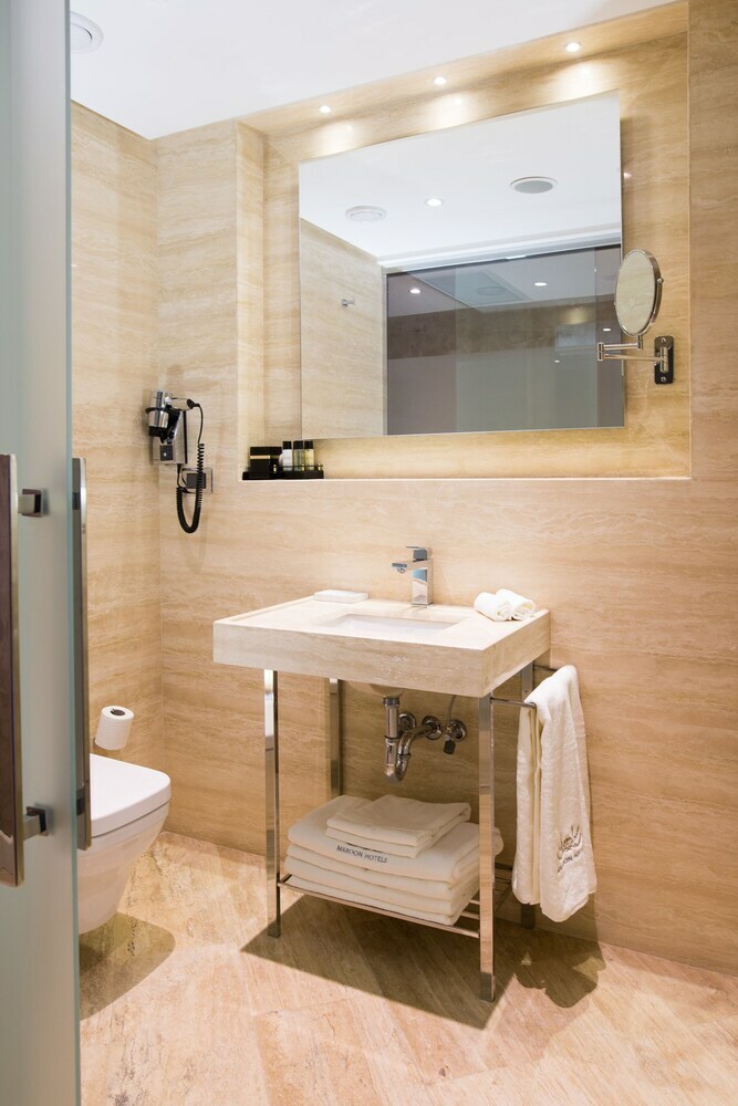 Maroon Hotel Pera