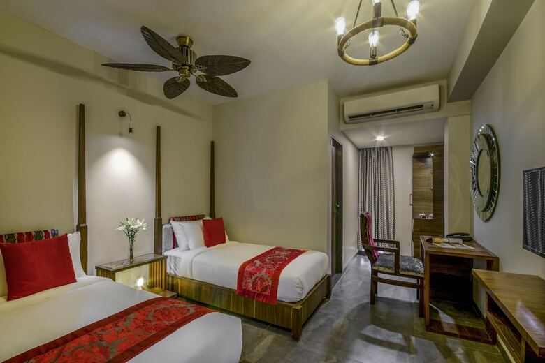 Hotel Zense Resort