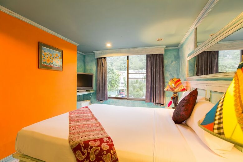 Aparthotel Barefoot Hotel Kalim Beach Front