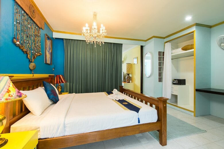 Aparthotel Barefoot Hotel Kalim Beach Front