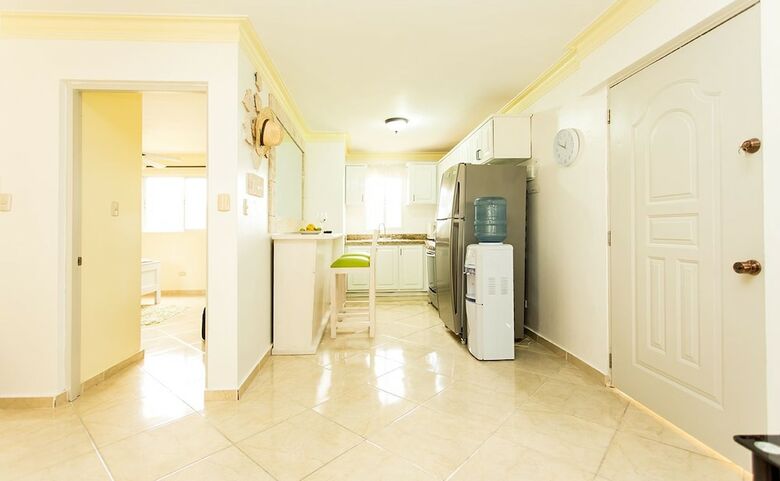 Apartment At Garden Condos