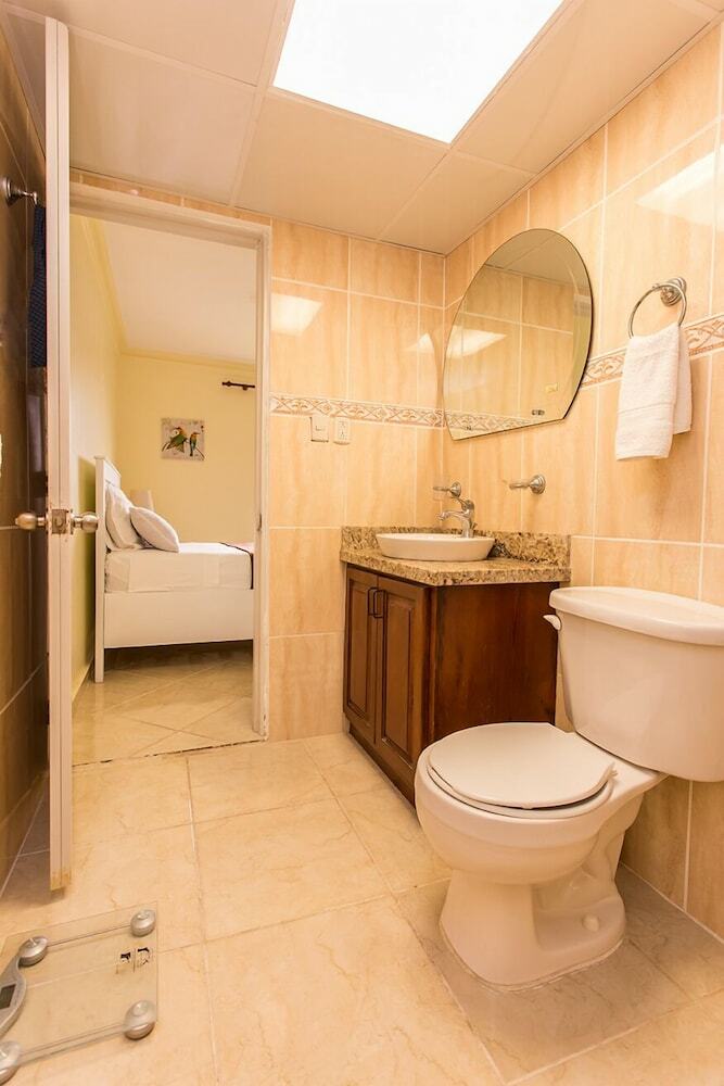 Apartment At Garden Condos