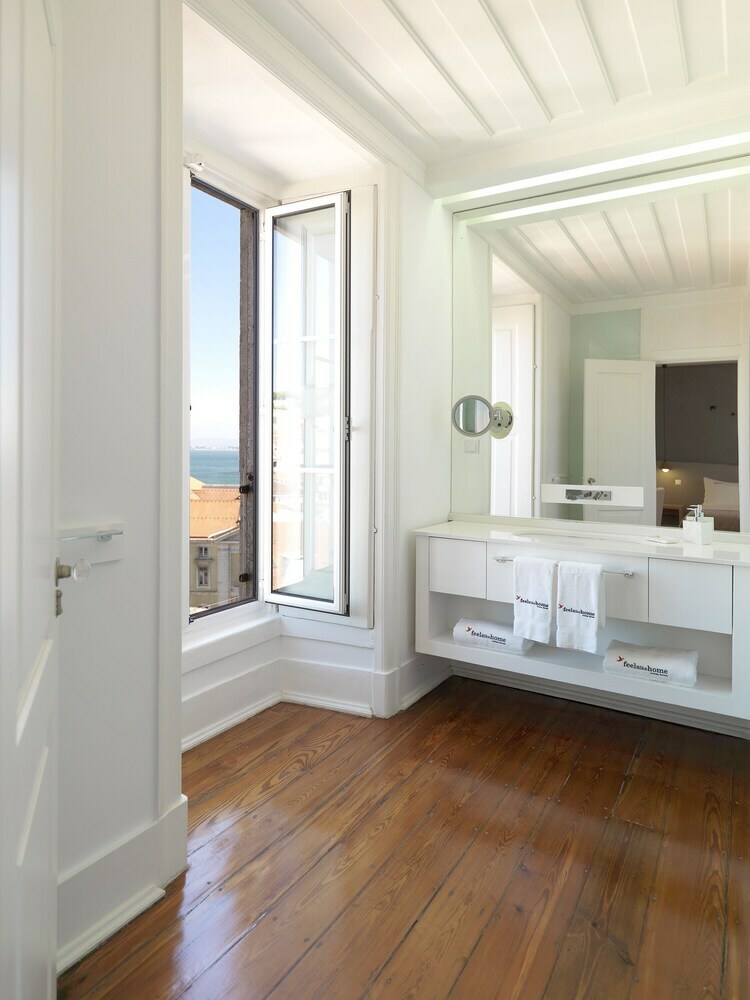 Bed & Breakfast Feels Like Home Chiado Prime Suites