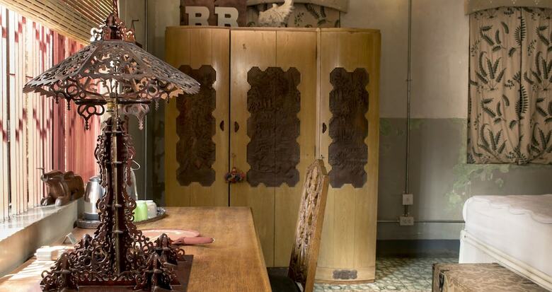 Hotel Bric-�-brac