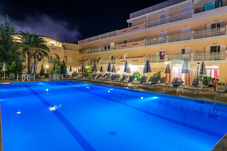 Ionis Art Hotel