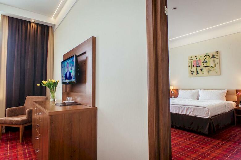 Best Western Plus Centre Hotel