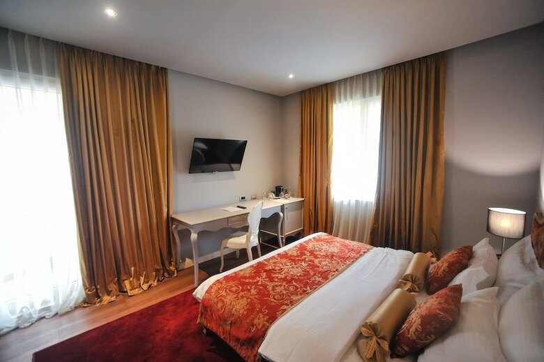 Classic Hotel