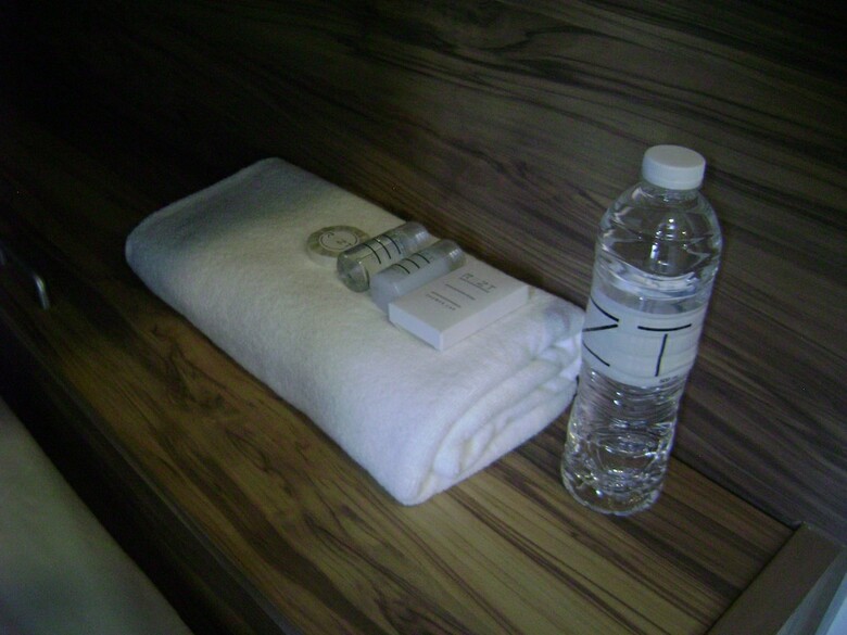 Hostal Rezt Bangkok - Hostel
