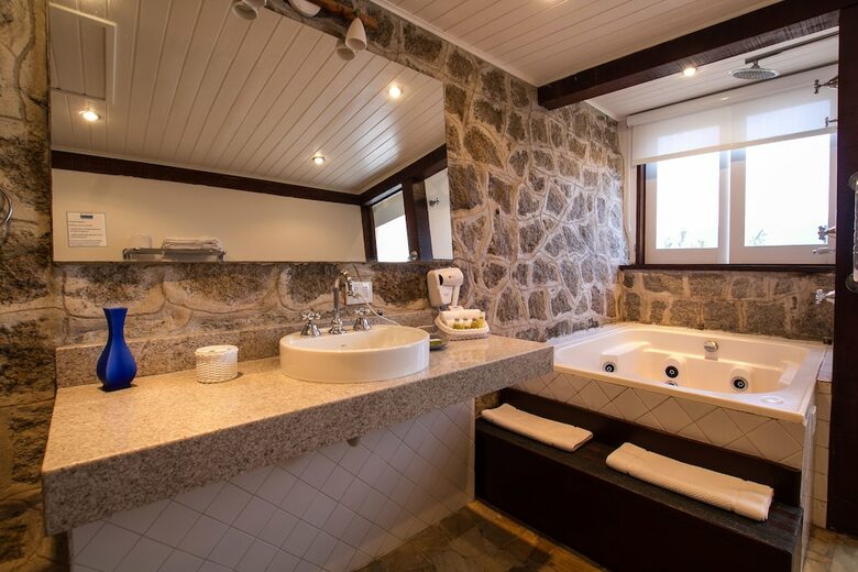 Barra Do Piuva Porto Hotel
