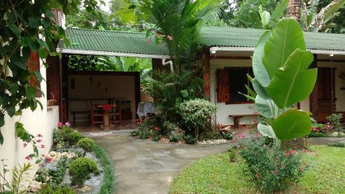 Hostal Pousada Aloes