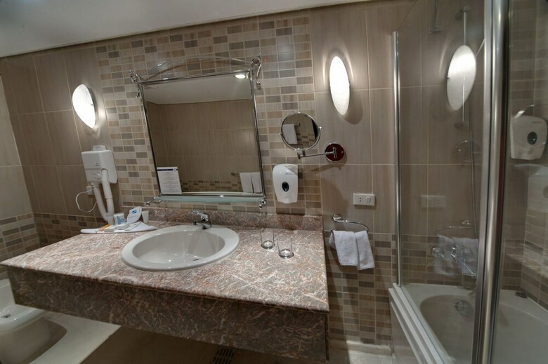 Amc Royal Hotel & Spa