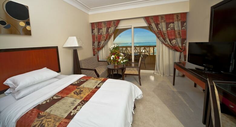 Amc Royal Hotel & Spa