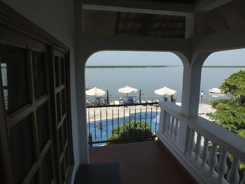 Hotel H�tel Kadiandoumagne