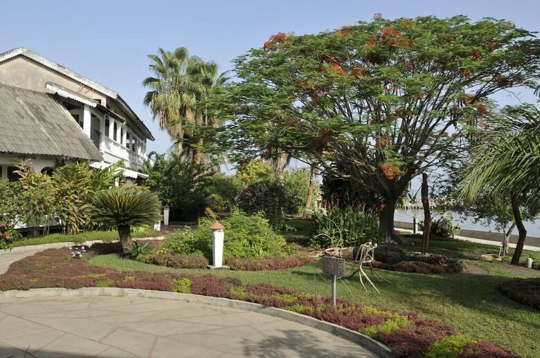 Hotel H�tel Kadiandoumagne