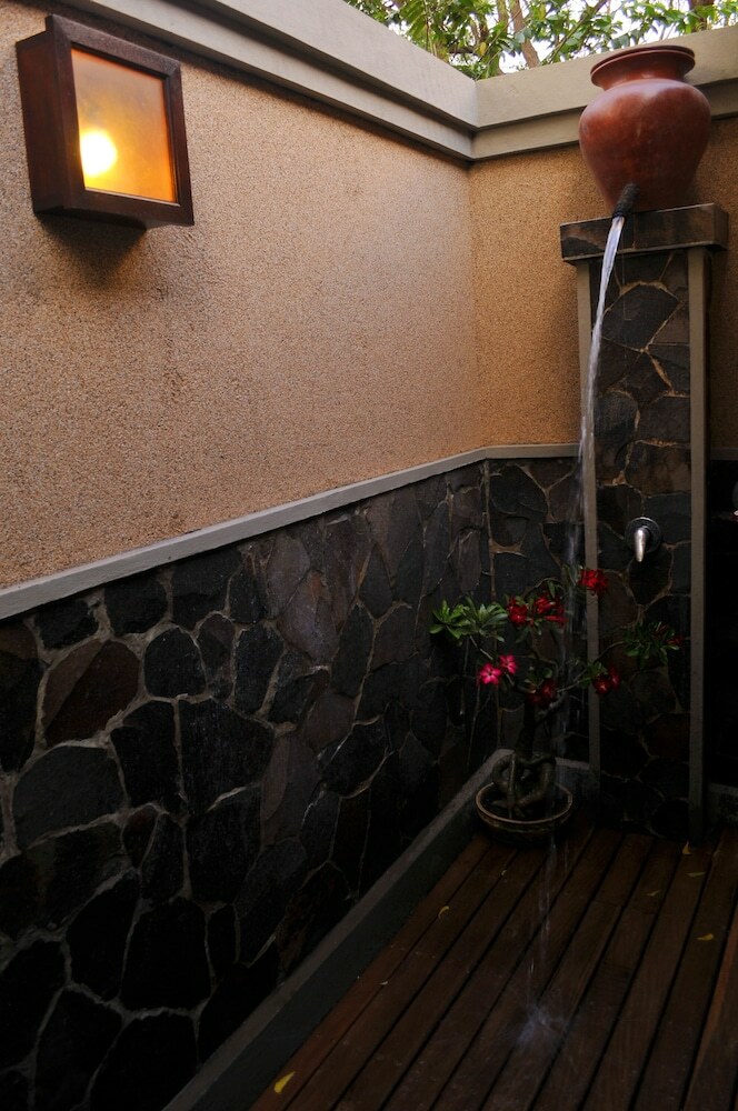 Hotel Tirta Sari Bungalows