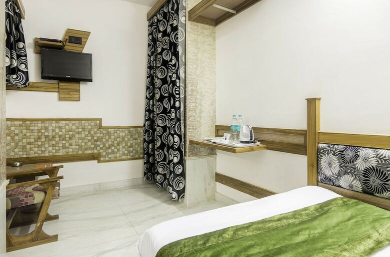 Hotel Treebo Trend Natraj Yes Please
