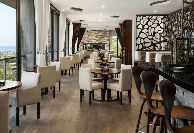 Hotel La Jolla, Curio Collection By Hilton
