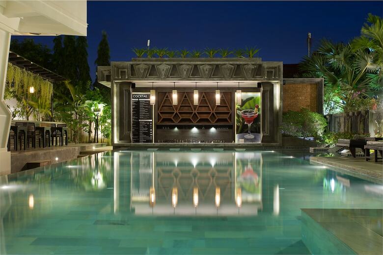 Hotel Central Suite Residence