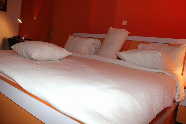 Springpark Yaad Hotel