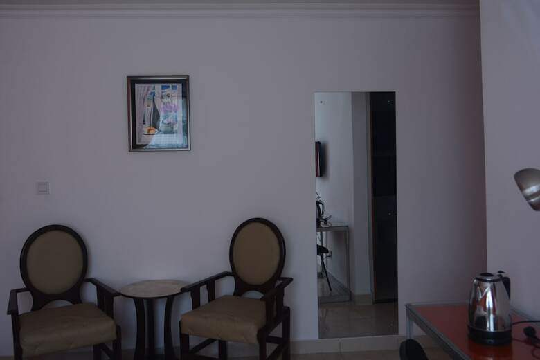 Springpark Yaad Hotel