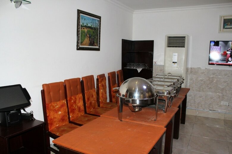 Springpark Yaad Hotel