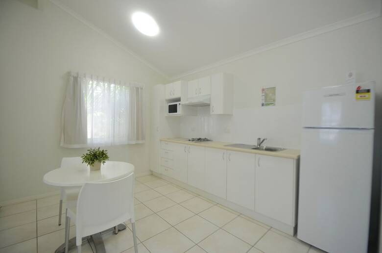 Cabana Barney Beach Accommodation