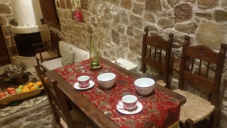 Lithos Traditional Houses