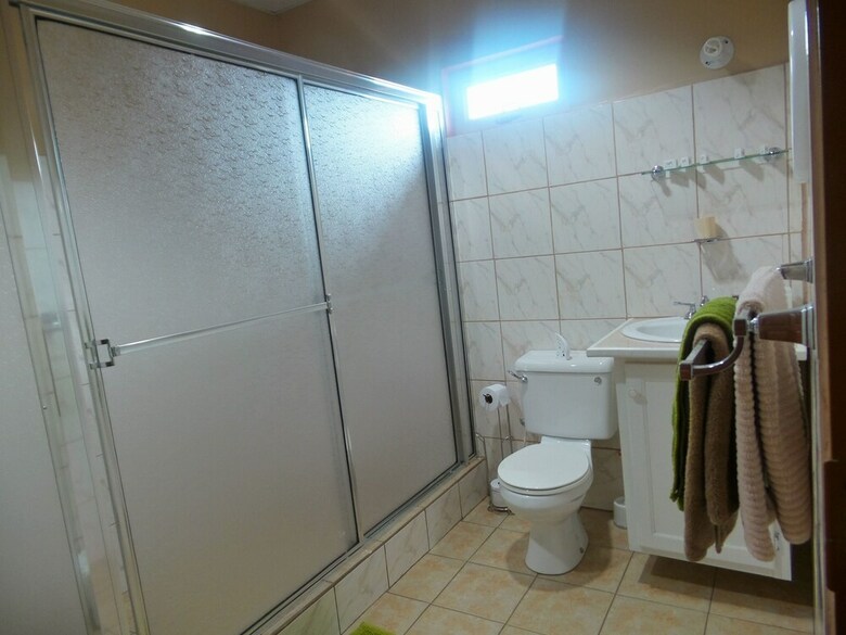 Apartamentos B's Guest House