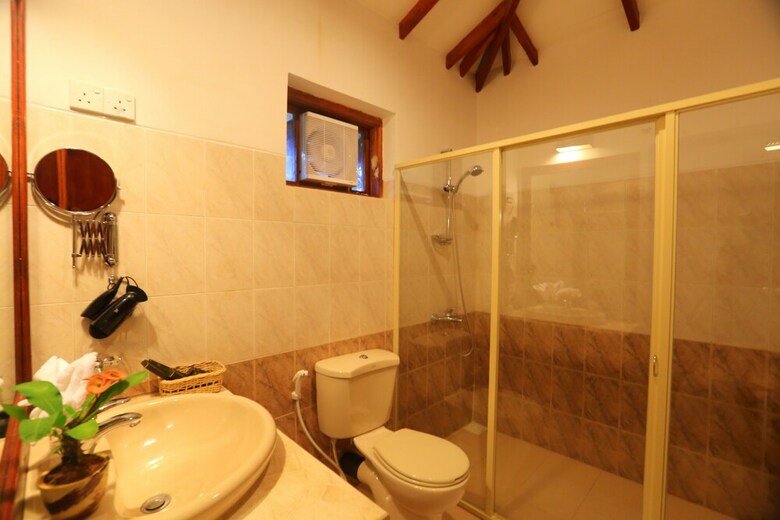 Hotel Royal Retreat Sigiriya