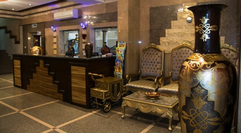 Aparthotel La Fontaine Janesta Suites