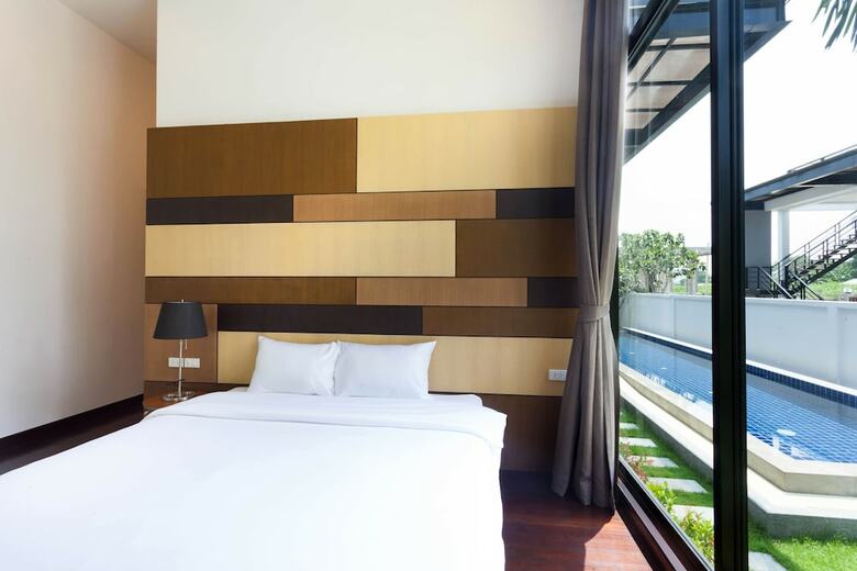 We By Sirin Pool Villa Huahin