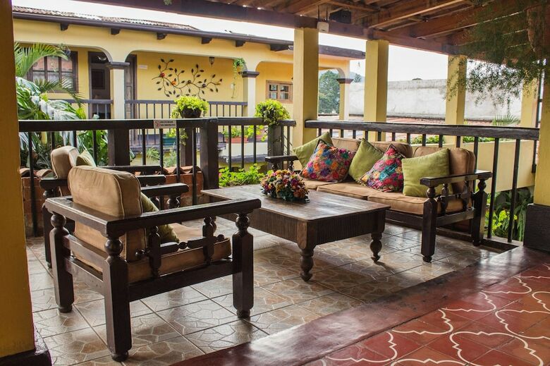 Hotel Las Camelias Inn