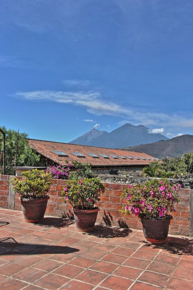 Hotel Las Camelias Inn