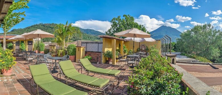 Hotel Las Camelias Inn