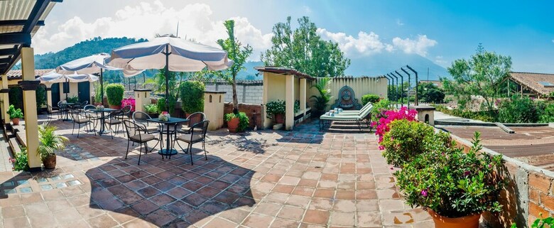 Hotel Las Camelias Inn
