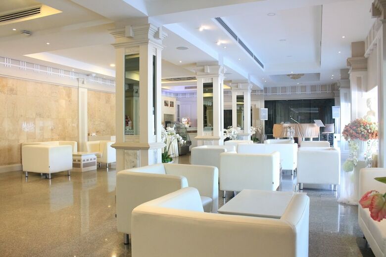 Vwish Hotel