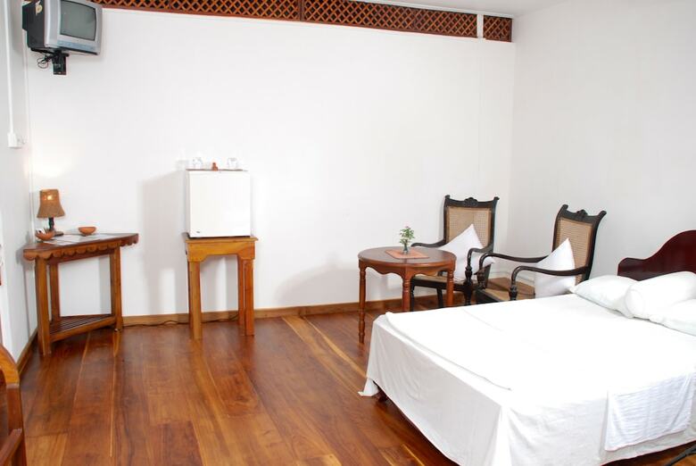 Hotel New Old Dutch House - Galle Fort