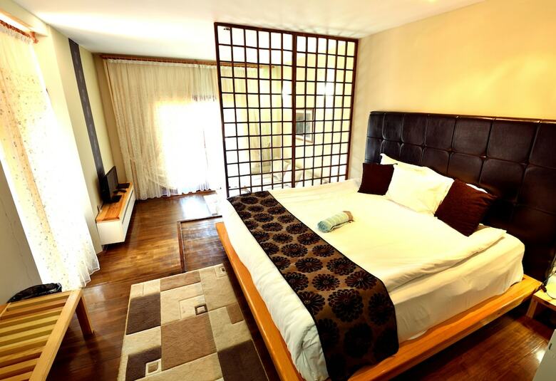 Hotel Aurora Resort & Spa