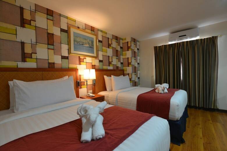 Hotel Royal Suites Condotel