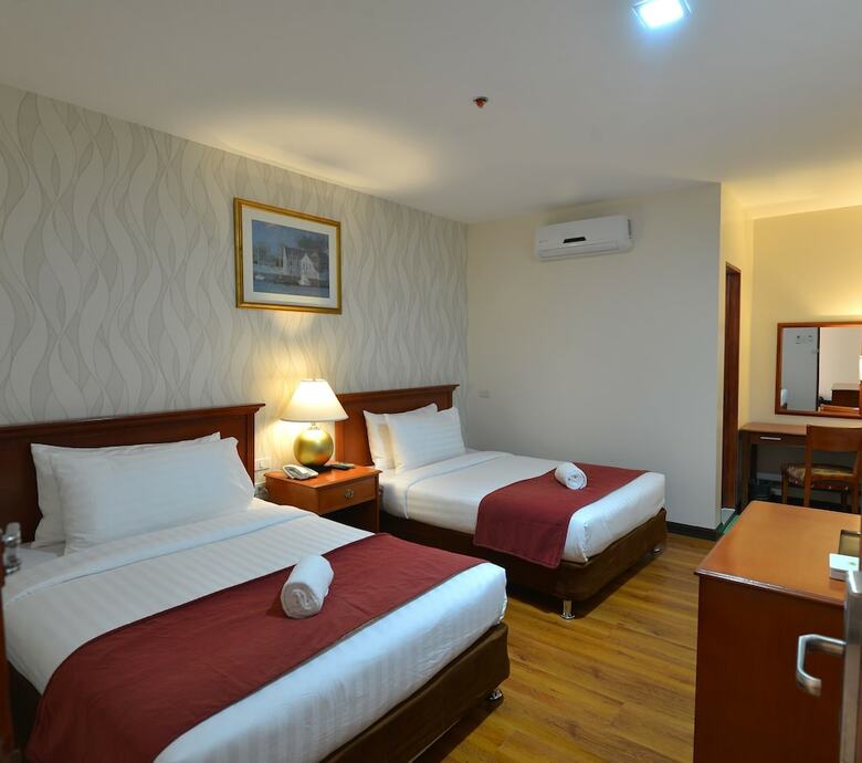 Hotel Royal Suites Condotel