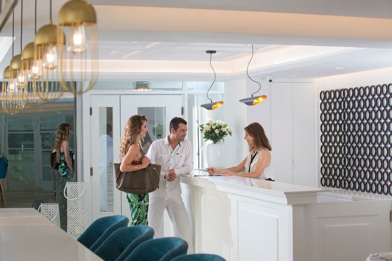 Mari Kristin Beach Hotel