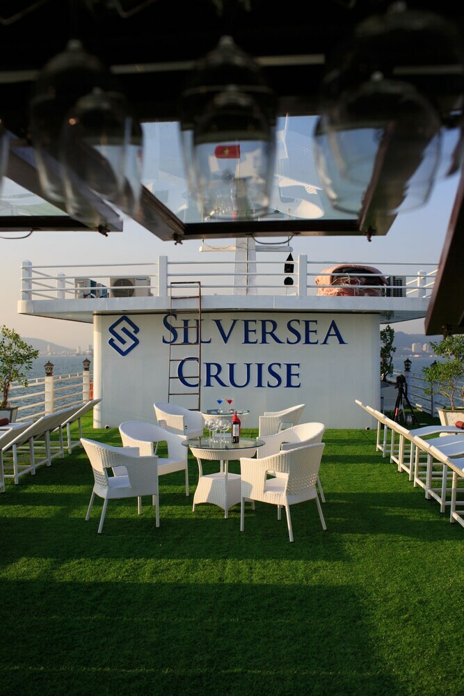 Halong Silversea Cruise
