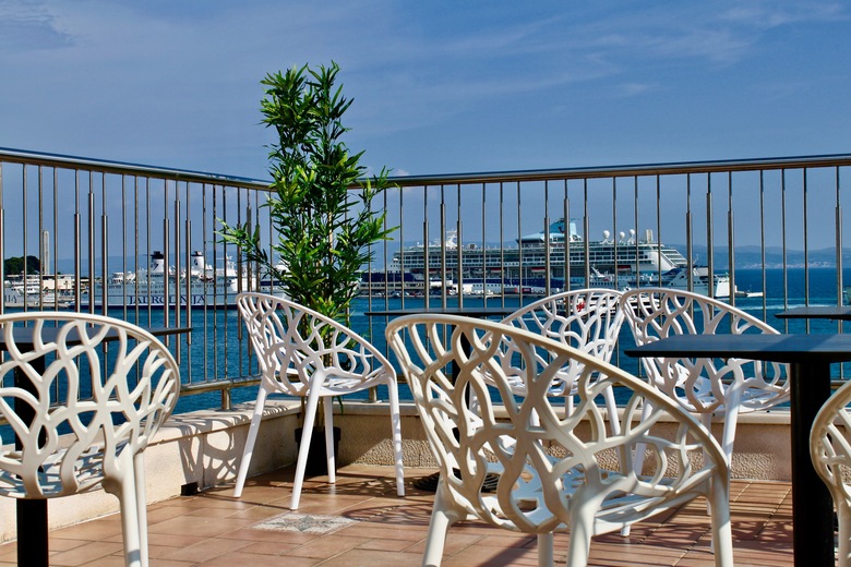 Hotel Galeria Valeria Seaside Downtown