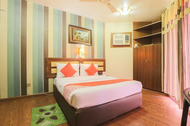 Oyo 329 Down Town Hotel