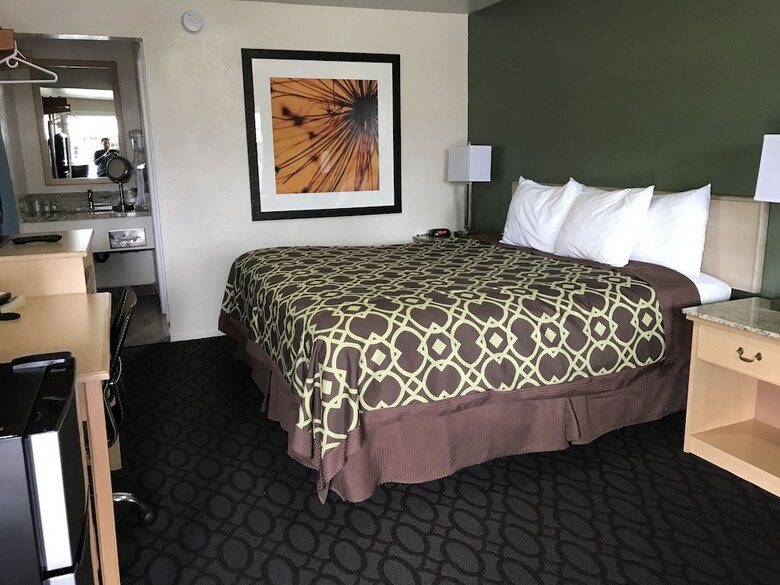 Motel Downtown Inn