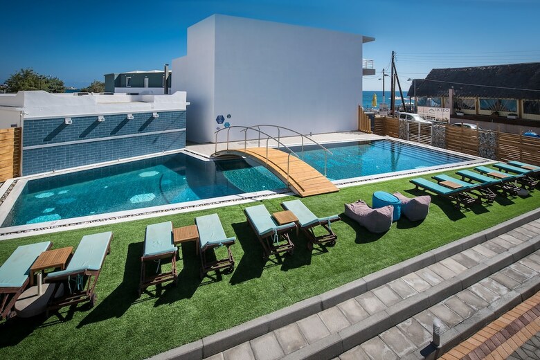 Infinity Blue Boutique Hotel And Spa - Adults Only